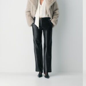 Aritzia Dare Pant - Unreal Leather